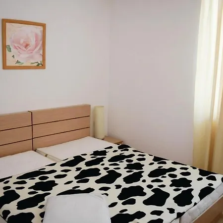 Apartman One-bedroom In Balcsik